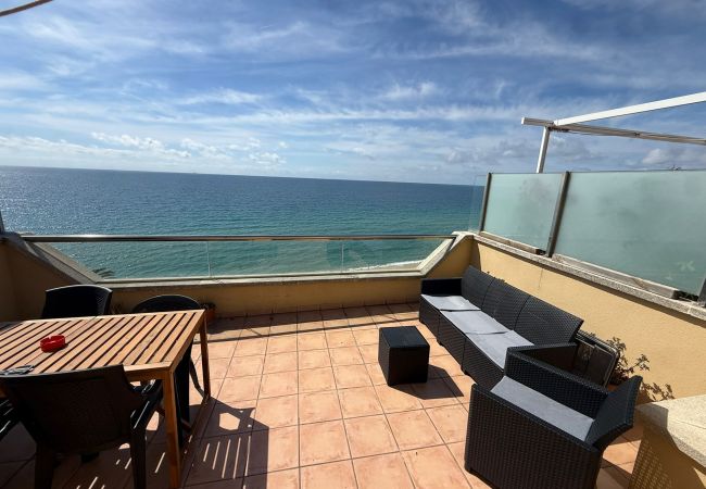 Apartamento en Montgat - MG - Waves and sky
