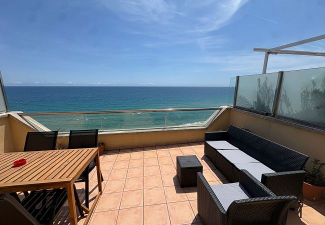 Apartamento en Montgat - MG - Waves and sky