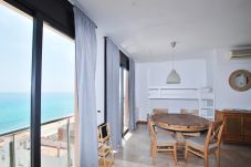 Apartamento en Montgat - MG - Waves and sky