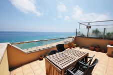 Ferienwohnung in Montgat - MG - Waves and sky