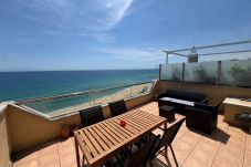 Ferienwohnung in Montgat - MG - Waves and sky