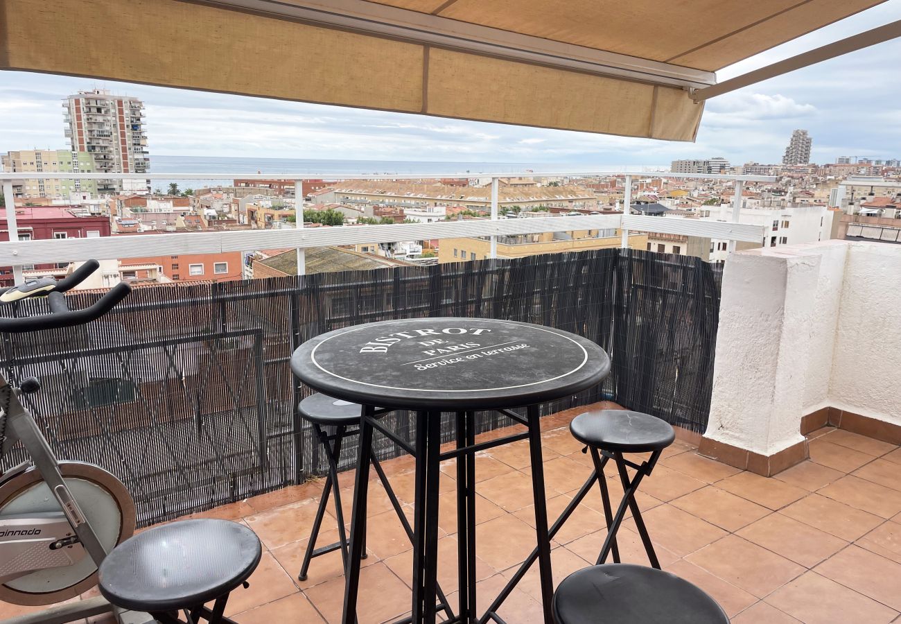 Apartment in Mataró - MAT - Ático con terraza temporal