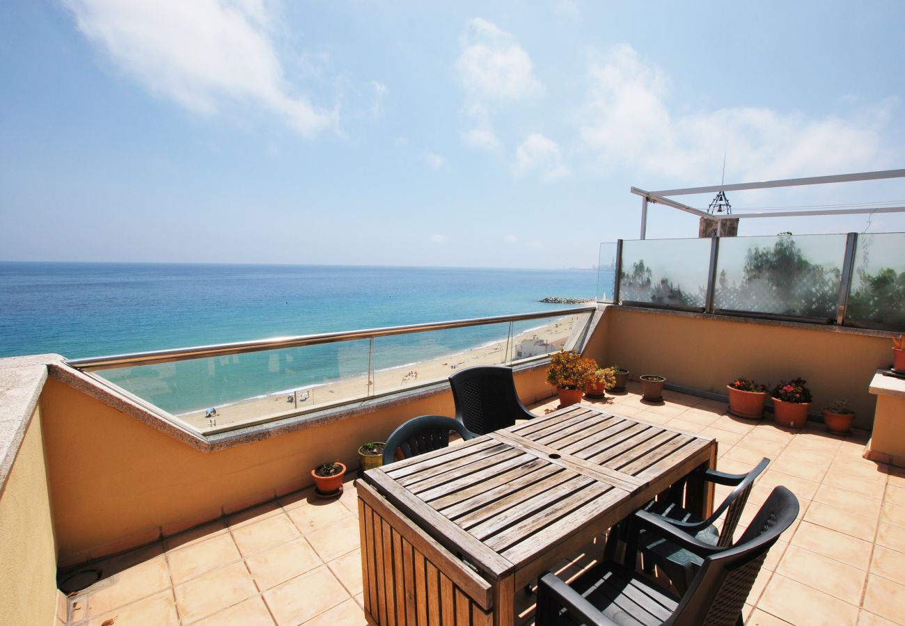 Apartment in Montgat - MG - Waves and sky temporal